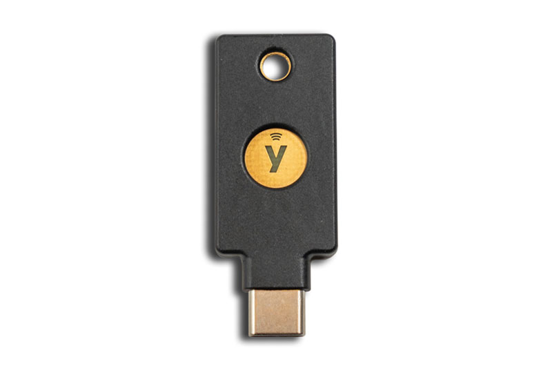 Yubico-Yubikey-Zwei-Faktor-Authentifizierung-5C-NFC-senkrecht