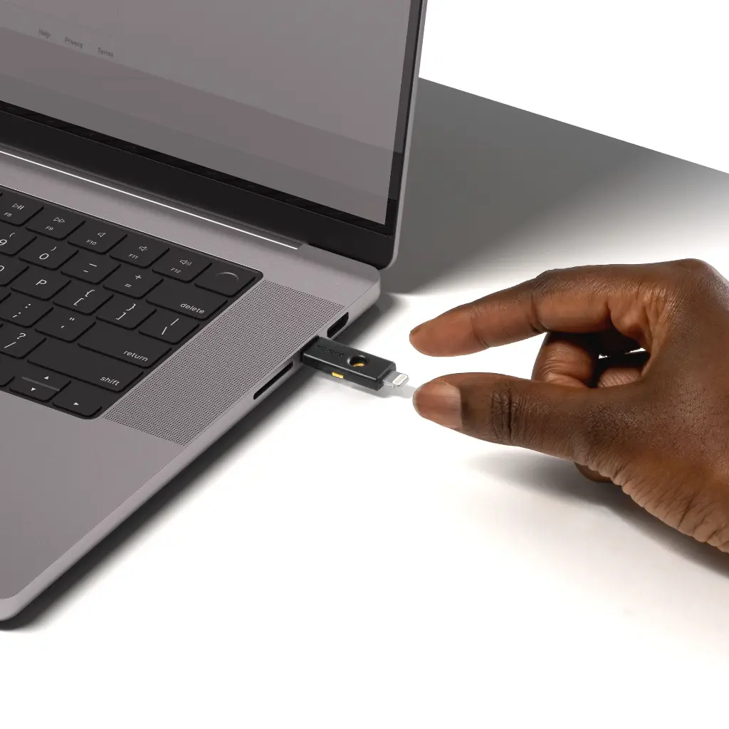 laptop-ci.webp